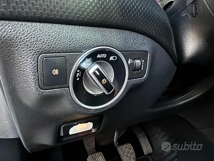 Mercedes-Benz A 160 2014 photo 5
