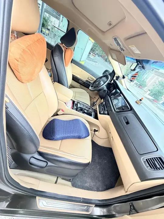 Kia Sedona 2016 photo 3