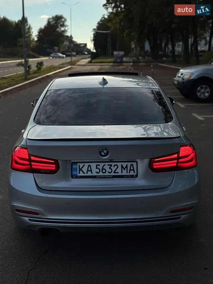 BMW 3 Series 2015 photo 5
