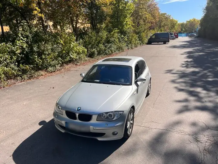 BMW 120I