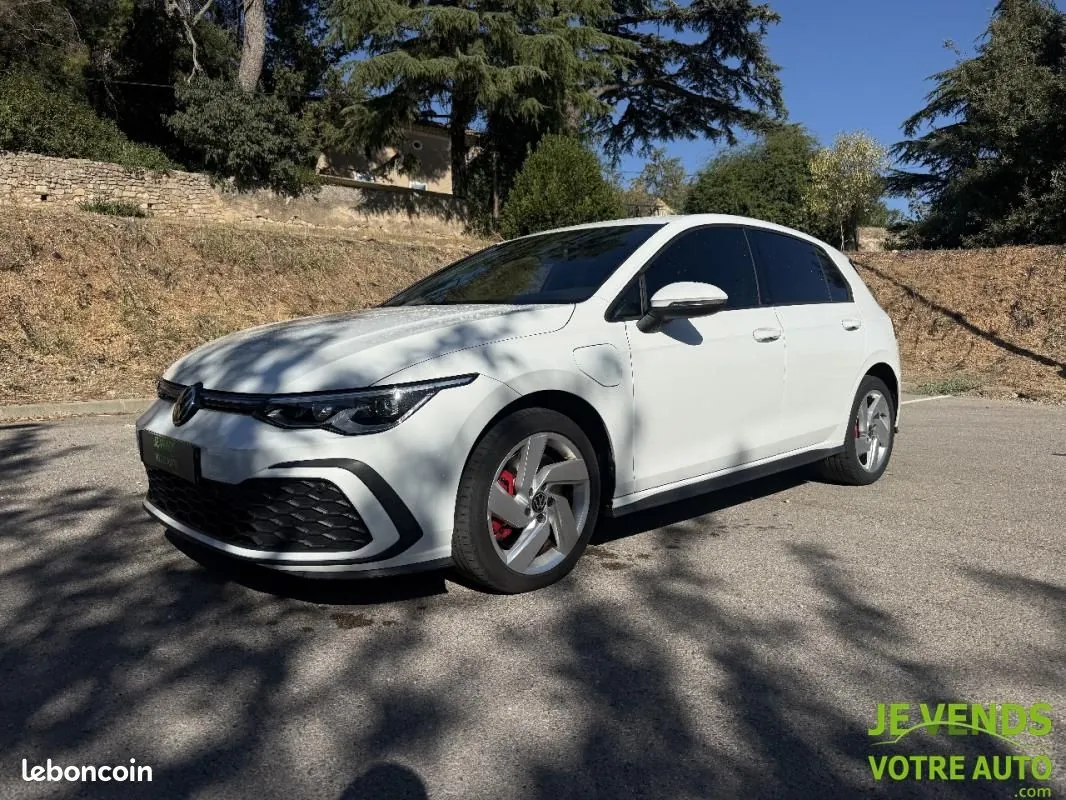 Volkswagen Golf 2021 photo 2