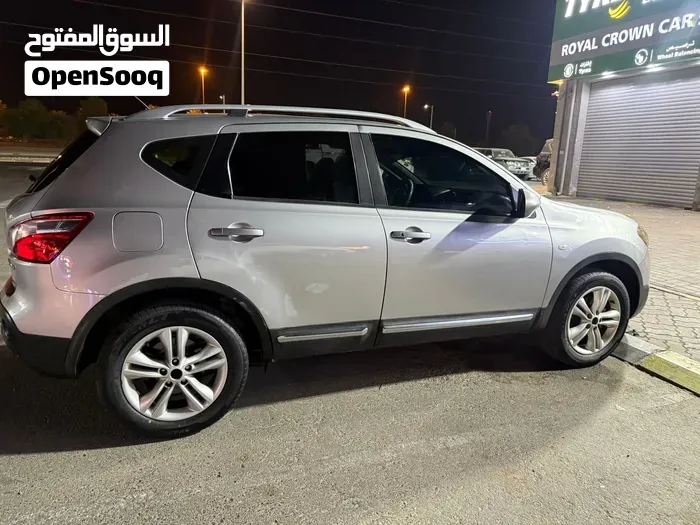 Nissan Qashqai 2011 photo 2