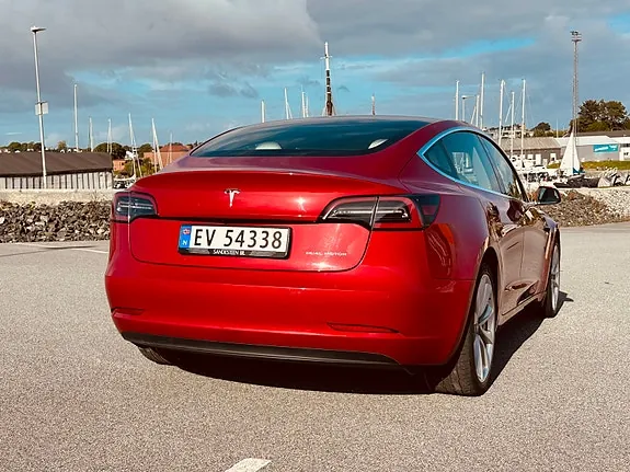 Tesla Model 3 2019 photo 3