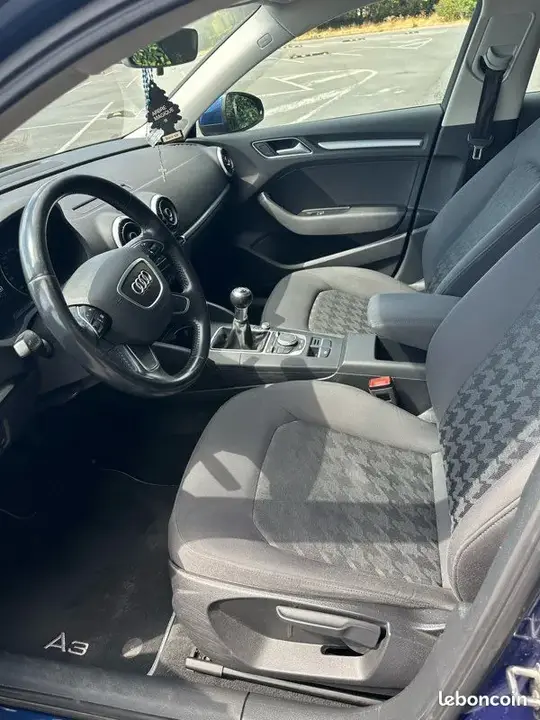 Audi A3 2015 photo 3