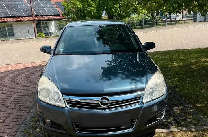 Opel Astra H