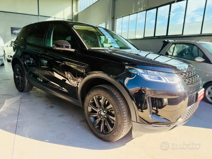 Land Rover Discovery Sport 2020 photo 2