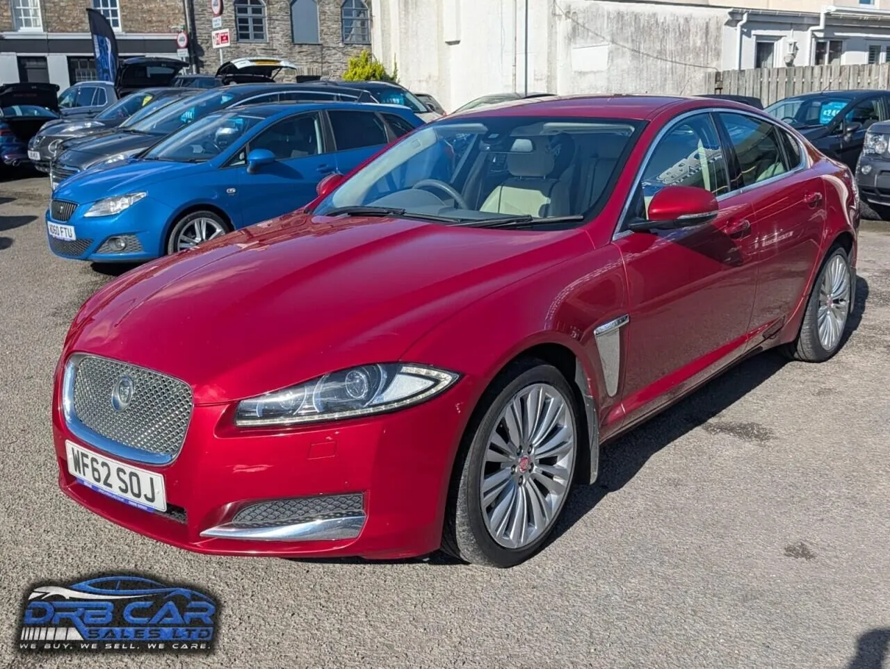 Jaguar Xf 2012 photo 3