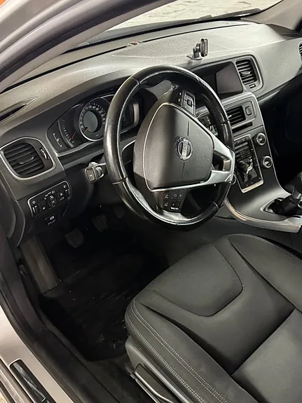 Volvo V60 2015 photo 5