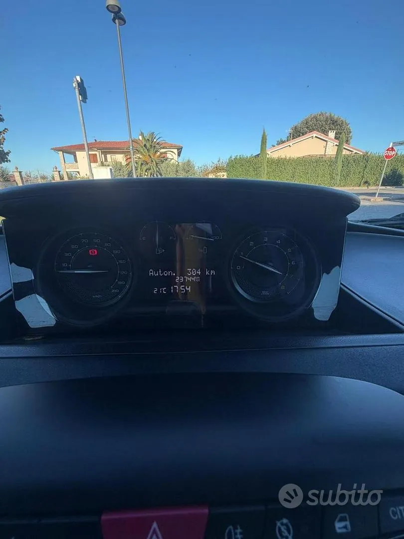 Lancia Ypsilon 2023 photo 5