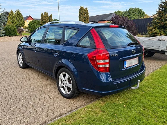 Kia Ceed 2009 photo 3