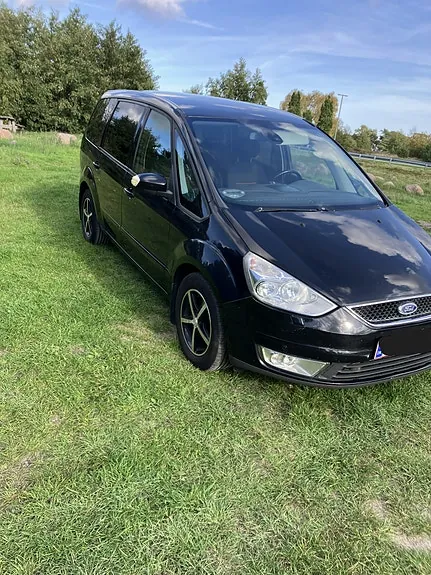Ford Galaxy 2009 photo 3