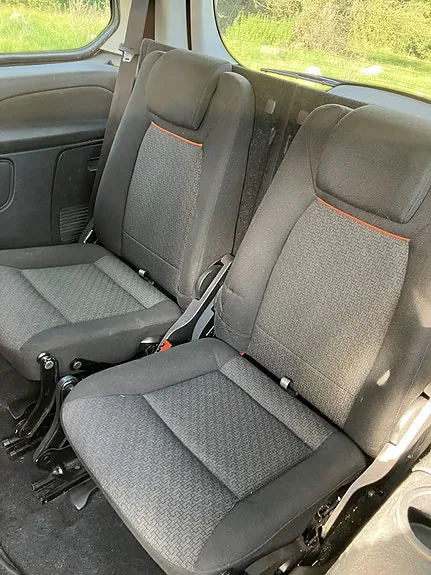Ford Galaxy 2009 photo 5