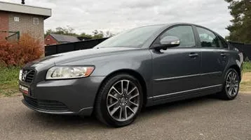 Volvo S40 2012 photo 3