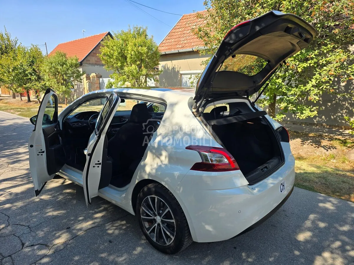 Peugeot 308 2015 photo 5