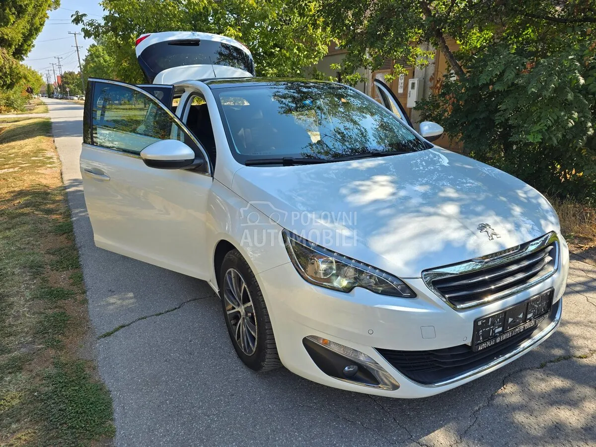 Peugeot 308 2015 photo 3