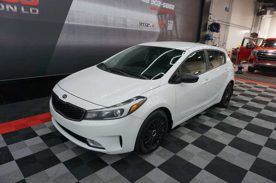 Kia Forte 2017 photo 3