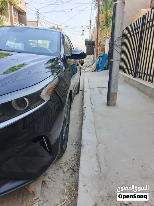 Kia Forte 2024 photo 2