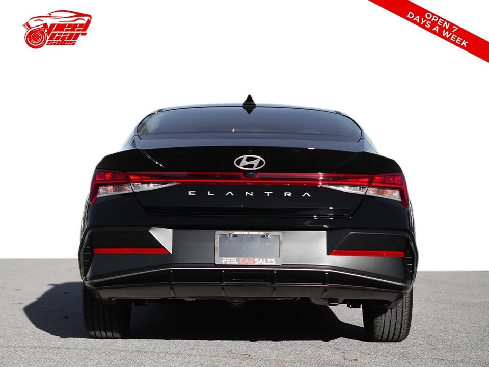 Hyundai Elantra 2025 photo 3