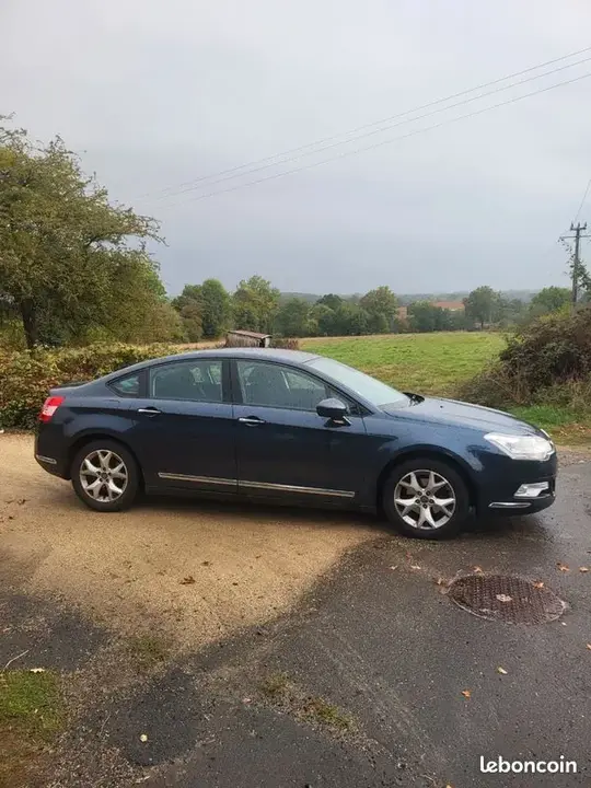 Citroen C5 2009 photo 2