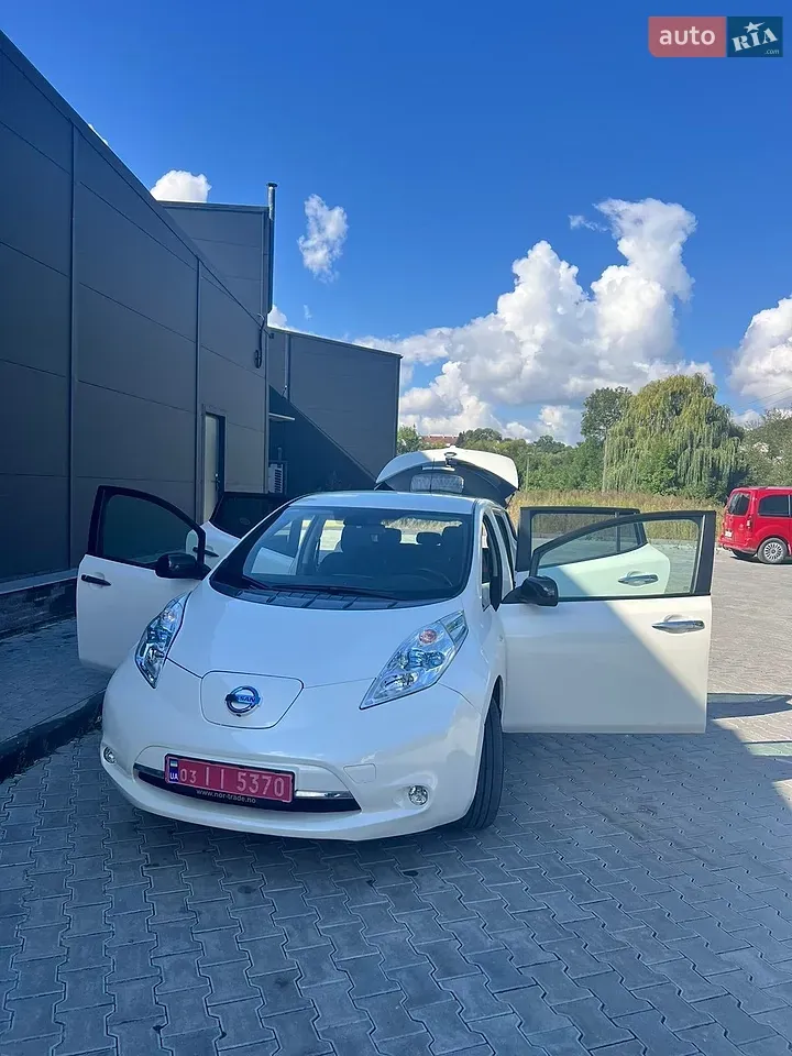 Nissan Leaf 2017 photo 5