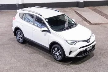 Toyota Rav4 2017 photo 3