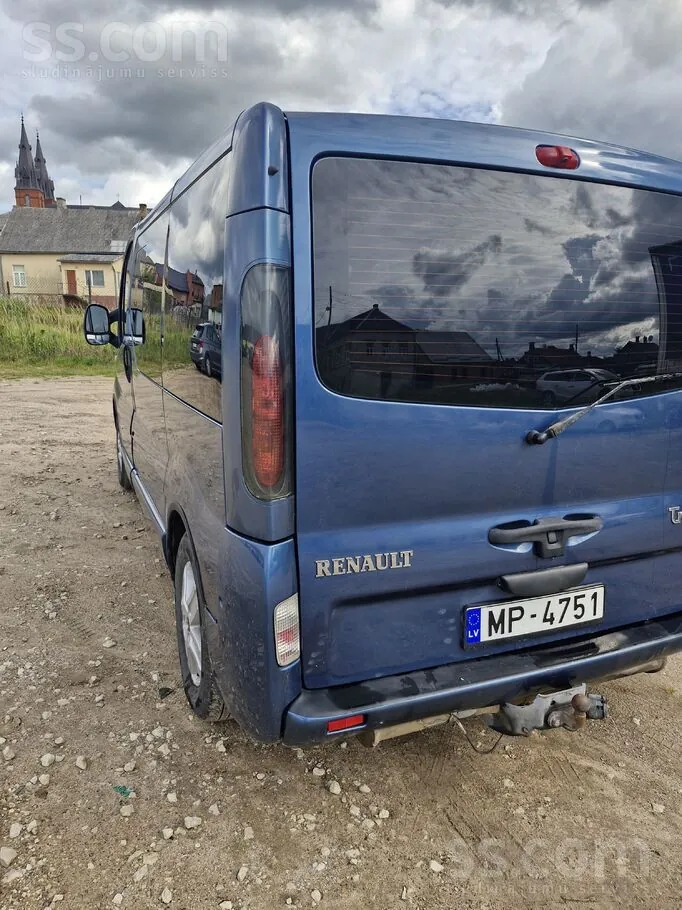 Renault Trafic 2005 photo 4