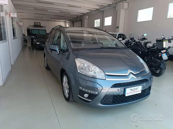 Citroen C4 Grand Picasso 2010 photo 3