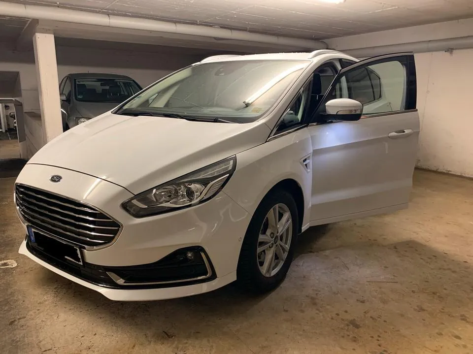 Ford S-Max