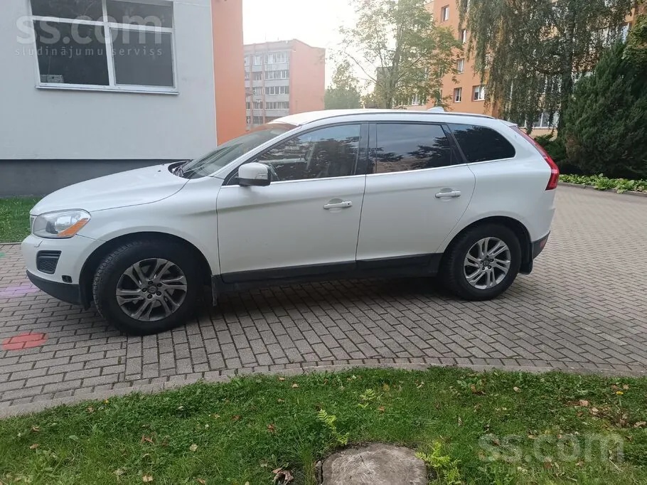 Volvo Xc60 2011 photo 2