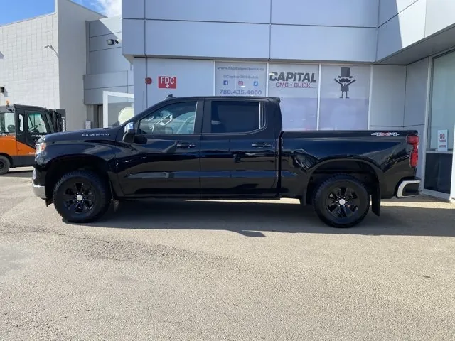 Chevrolet Silverado 1500 2025 photo 2