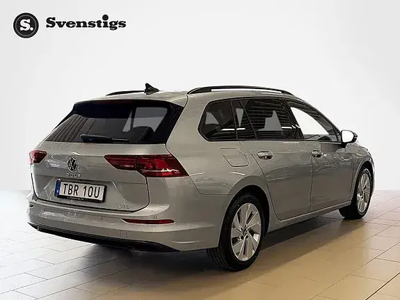 Volkswagen Golf 4 2026 photo 5