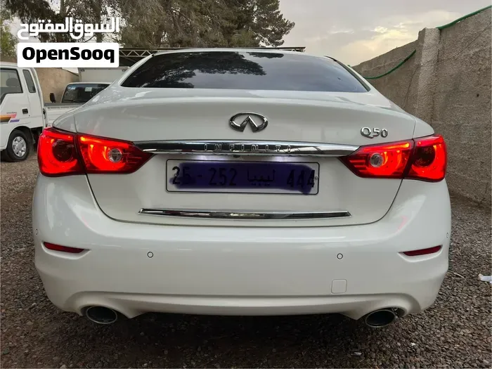 Infiniti Q50 2014 photo 4