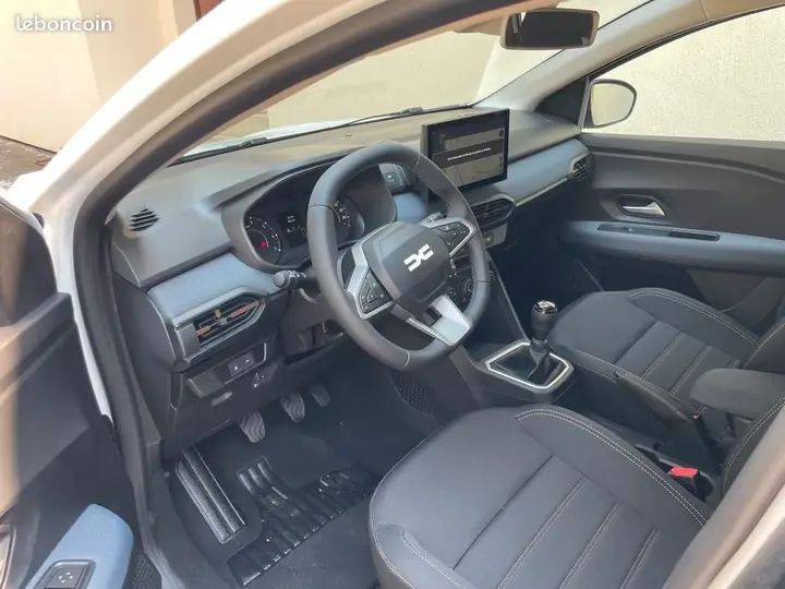 Dacia Sandero 2026 photo 3