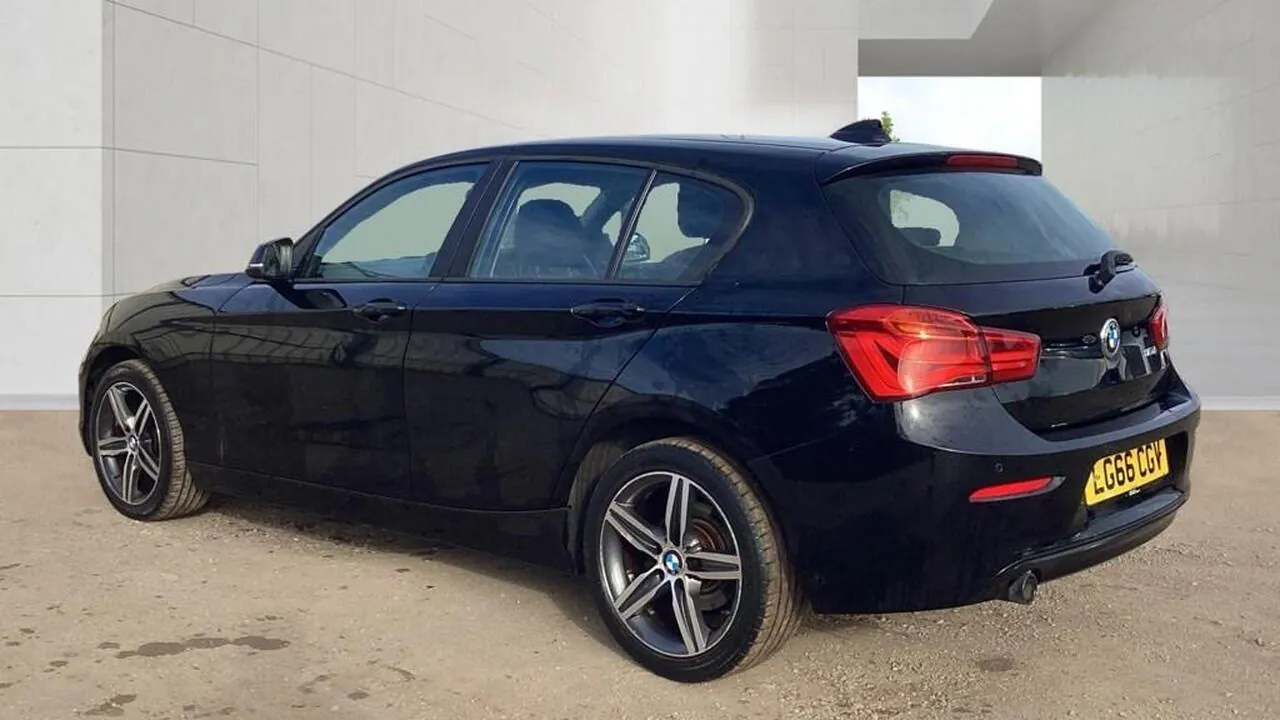 BMW 1 Series 2016 photo 3