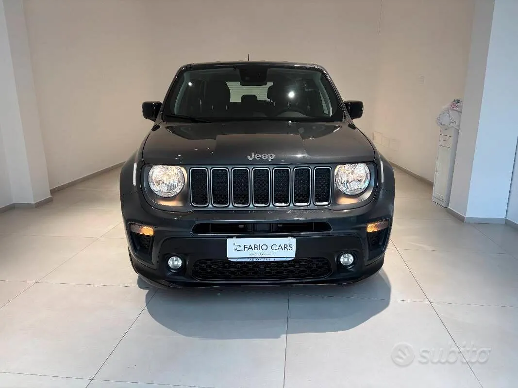 Jeep Renegade 2023 photo 2