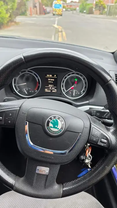 Skoda Octavia 2010 photo 4