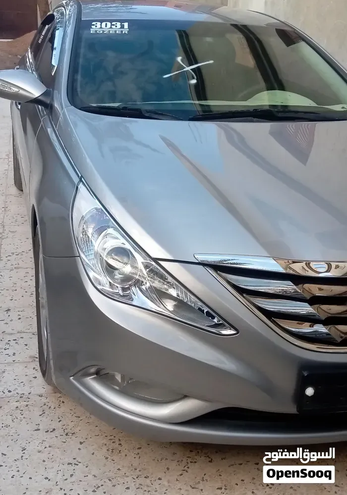 Hyundai Sonata 2011 photo 4