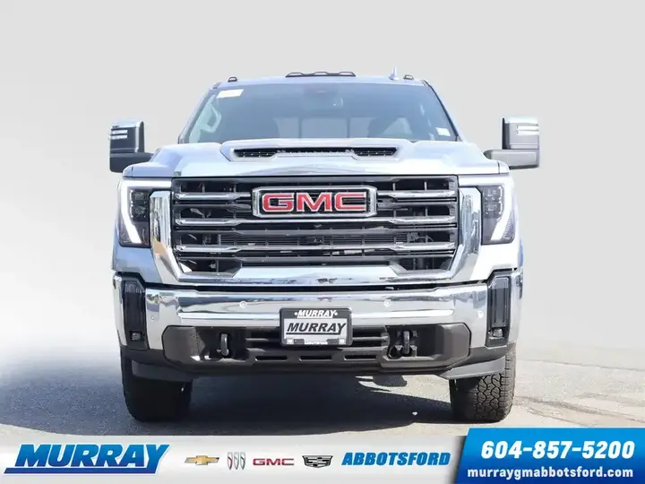 GMC Sierra 3500Hd 2026 photo 2