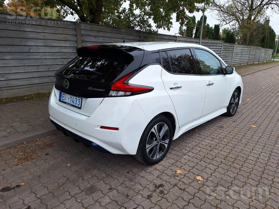 Nissan Leaf 2021 photo 5