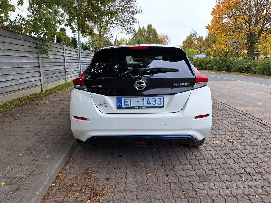 Nissan Leaf 2021 photo 4