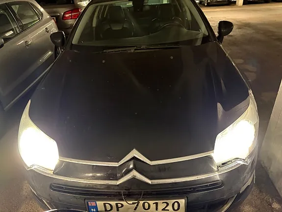 Citroen C5 2010 photo 2