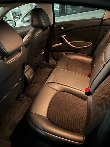 Citroen C5 2010 photo 4