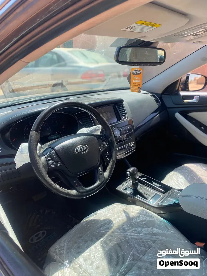 Kia Cadenza 2015 photo 4