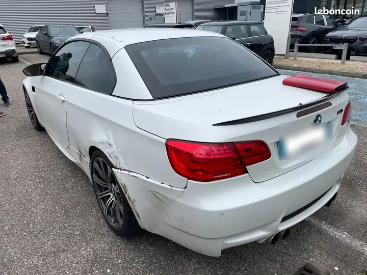 BMW M3 2011 photo 3