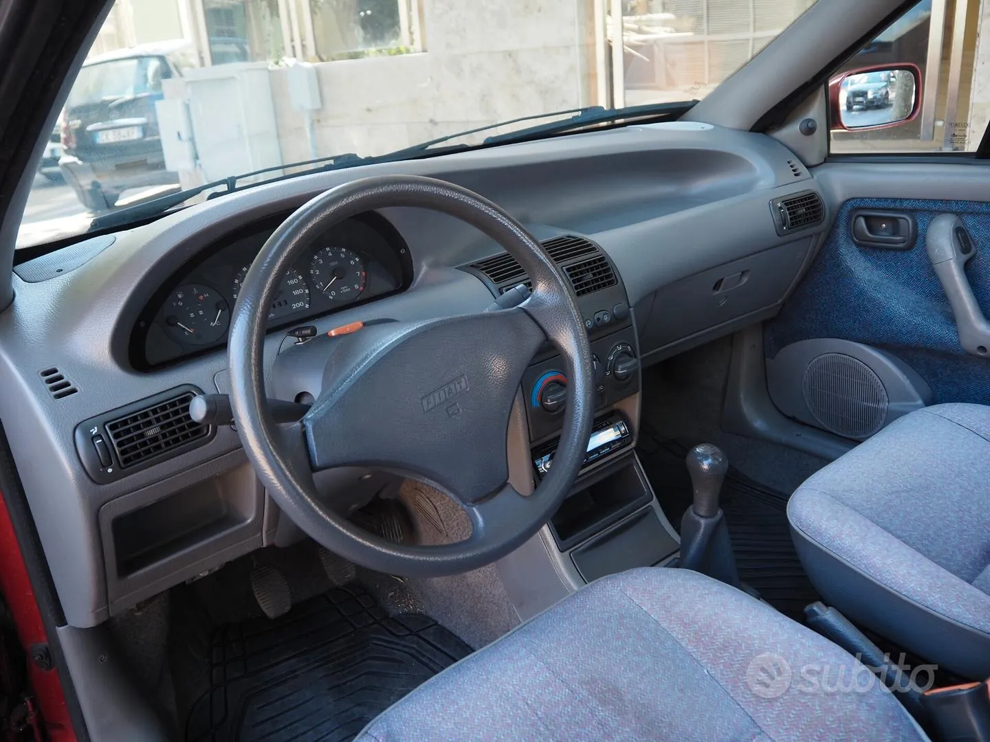 Fiat Punto 1996 photo 4