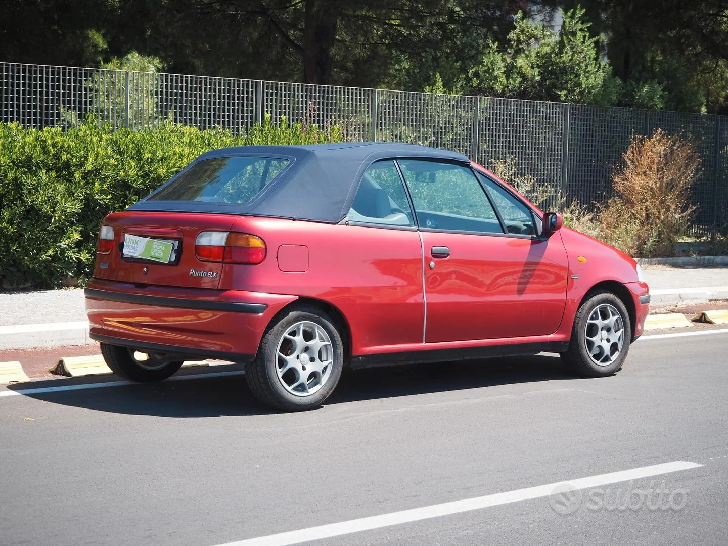Fiat Punto 1996 photo 2