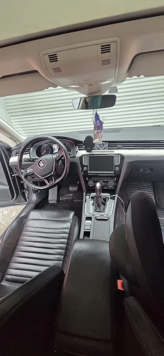 Volkswagen Passat 2017 photo 3