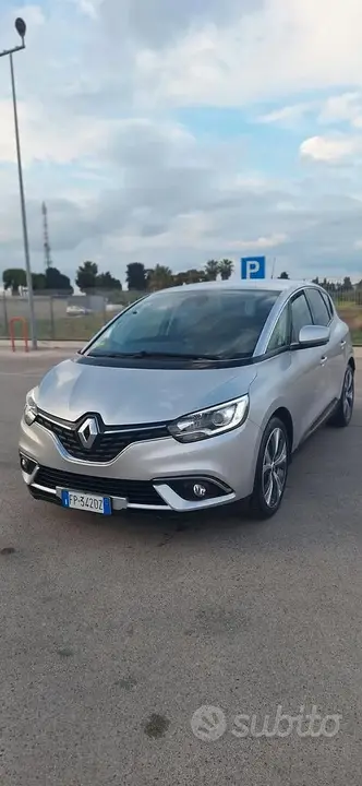 Renault Scenic 2018 photo 4