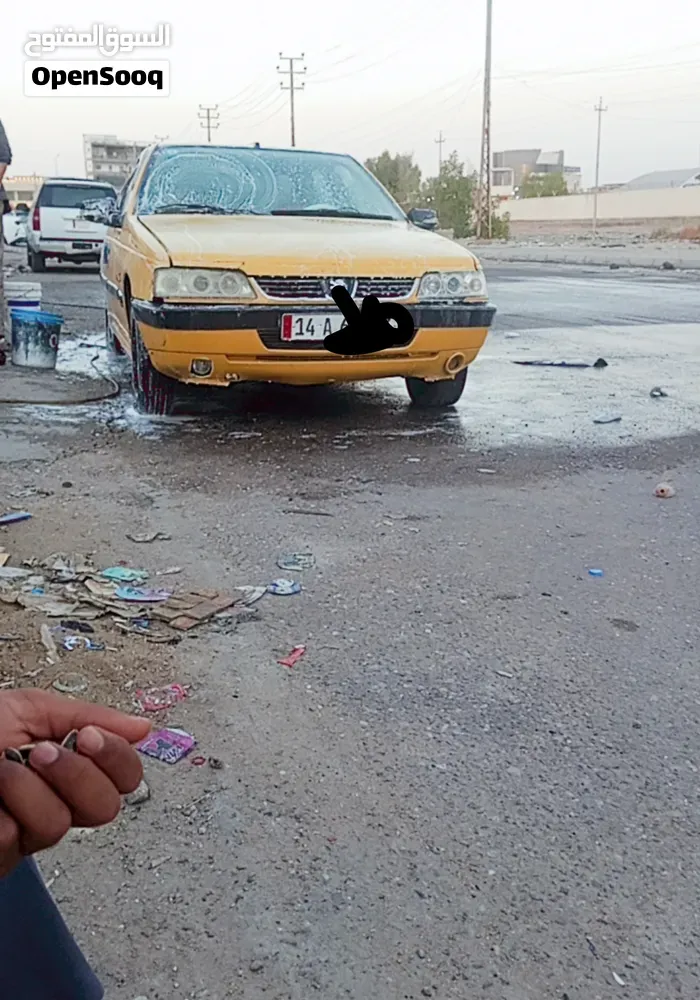 Peugeot 405