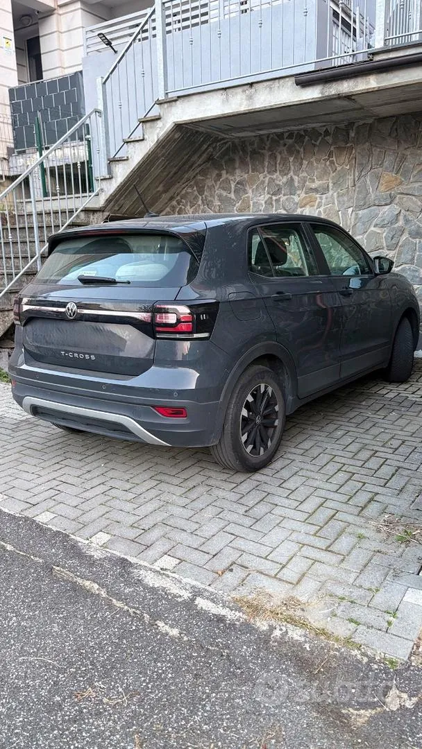 Volkswagen T-Cross 2021 photo 2
